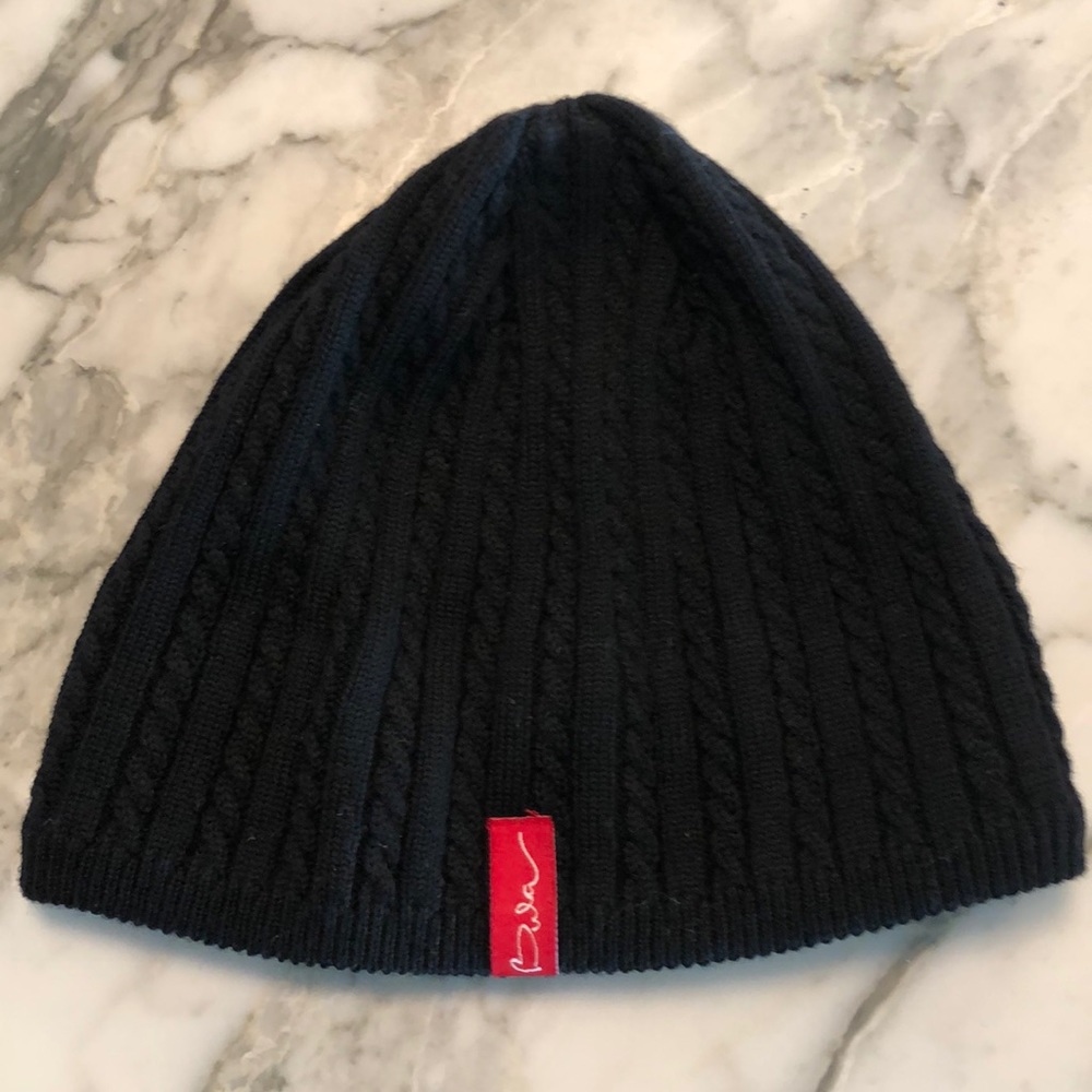 BULA Polartec 100% wool beanie, black cable with inside soft liner over ears